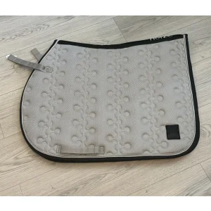 Tapis de selle